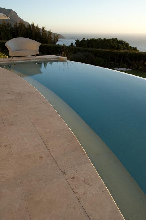 Atlantique Villa Camps Bay Kapstadt Exterior foto